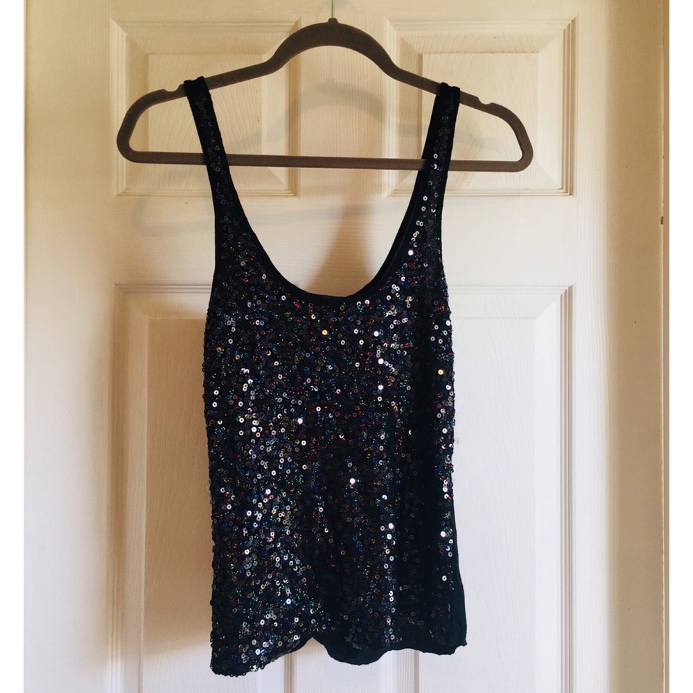 Holographic Black Scoop Neck Sequin Tank Top!